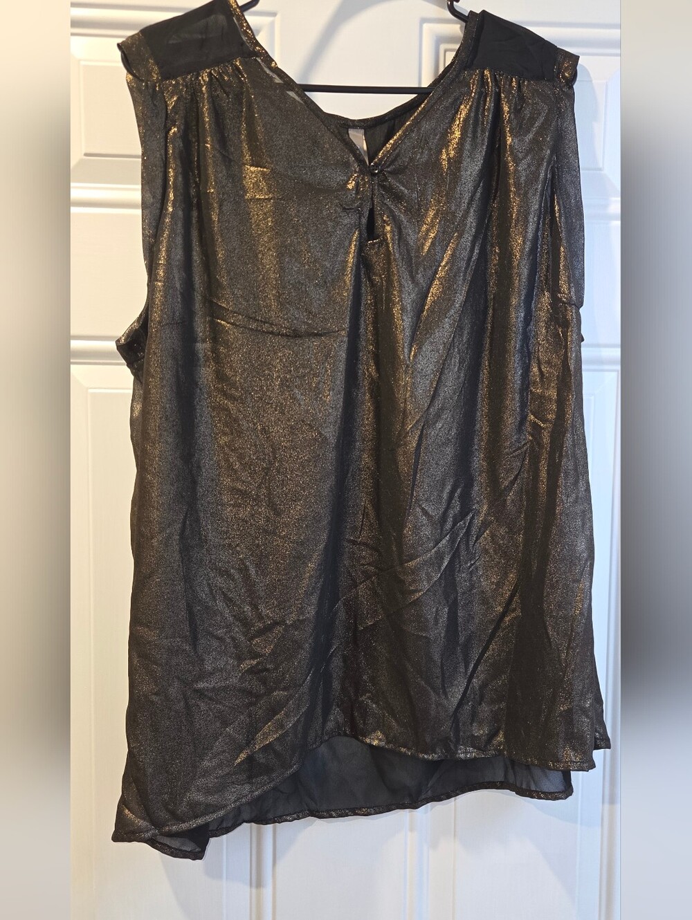 Penningtons Metallic Black Gold Sleeveless Women's Top 2X